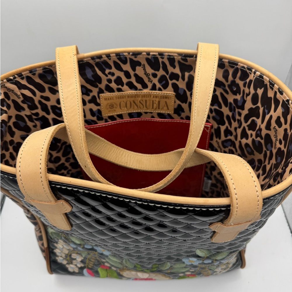 Consuela Ezzy Classic Tote - Picture 7 of 7